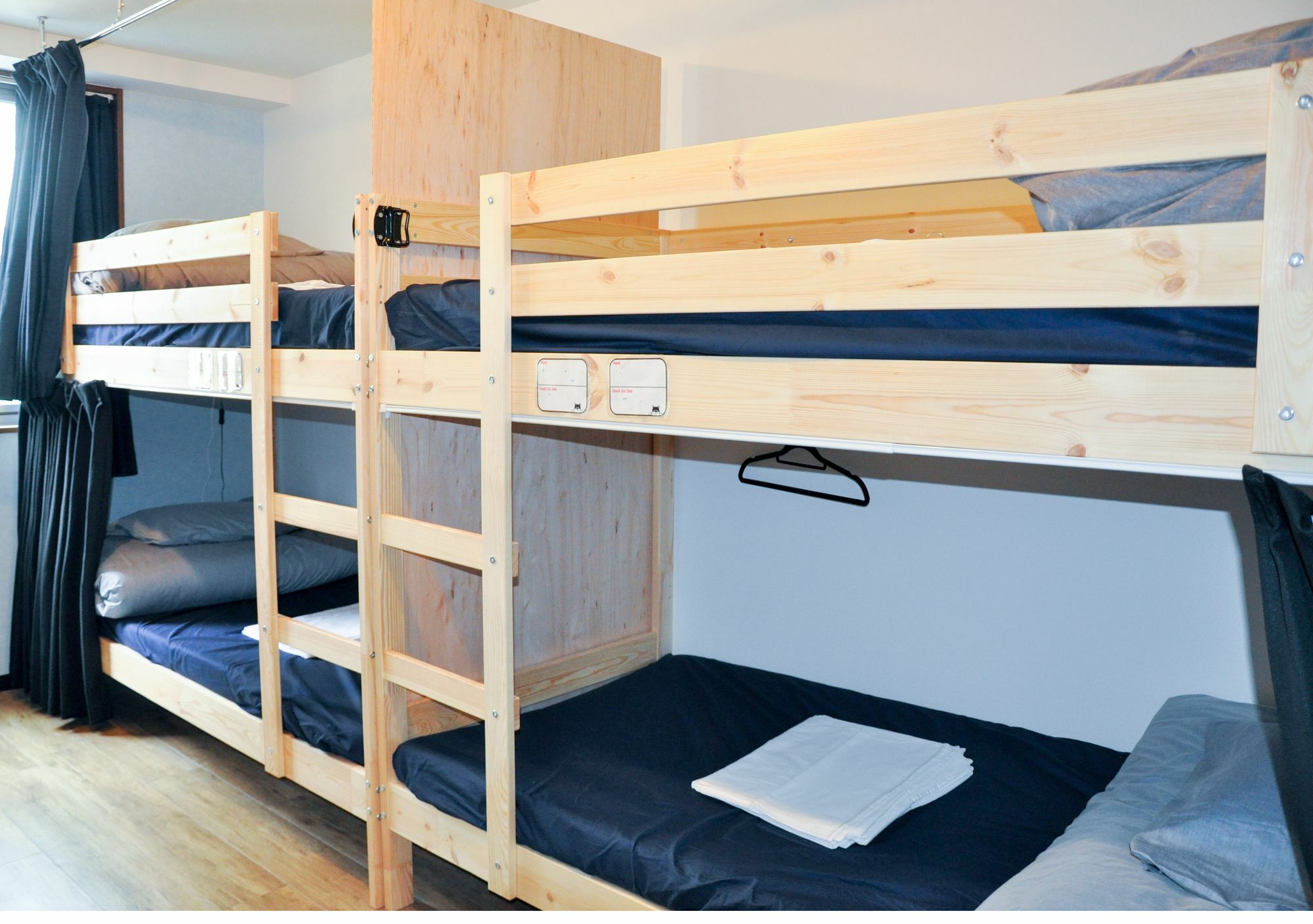 Guest House Matsu Ōsaka Extérieur photo